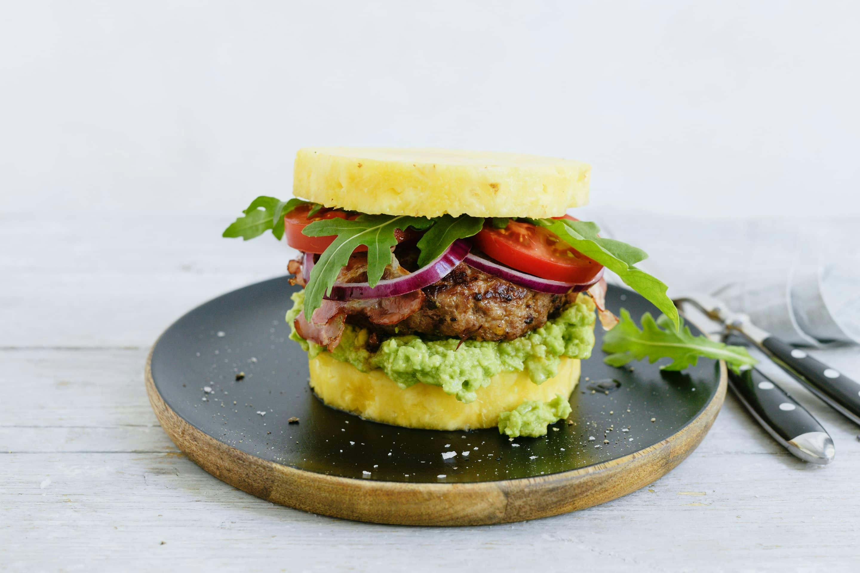 Paleo Hamburger Ananasbun