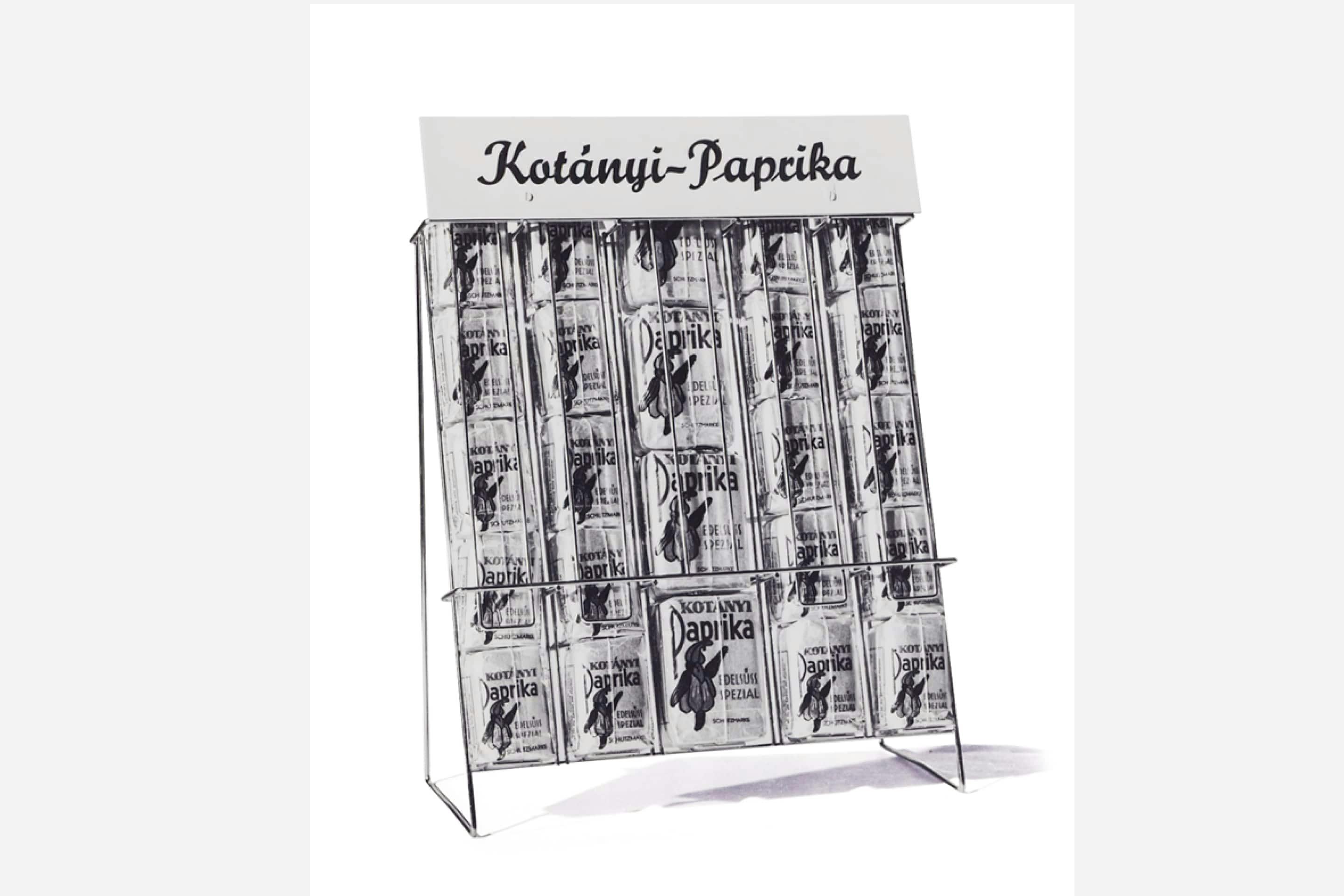 Boia de ardei dulce Kotányi la cutie din 1900