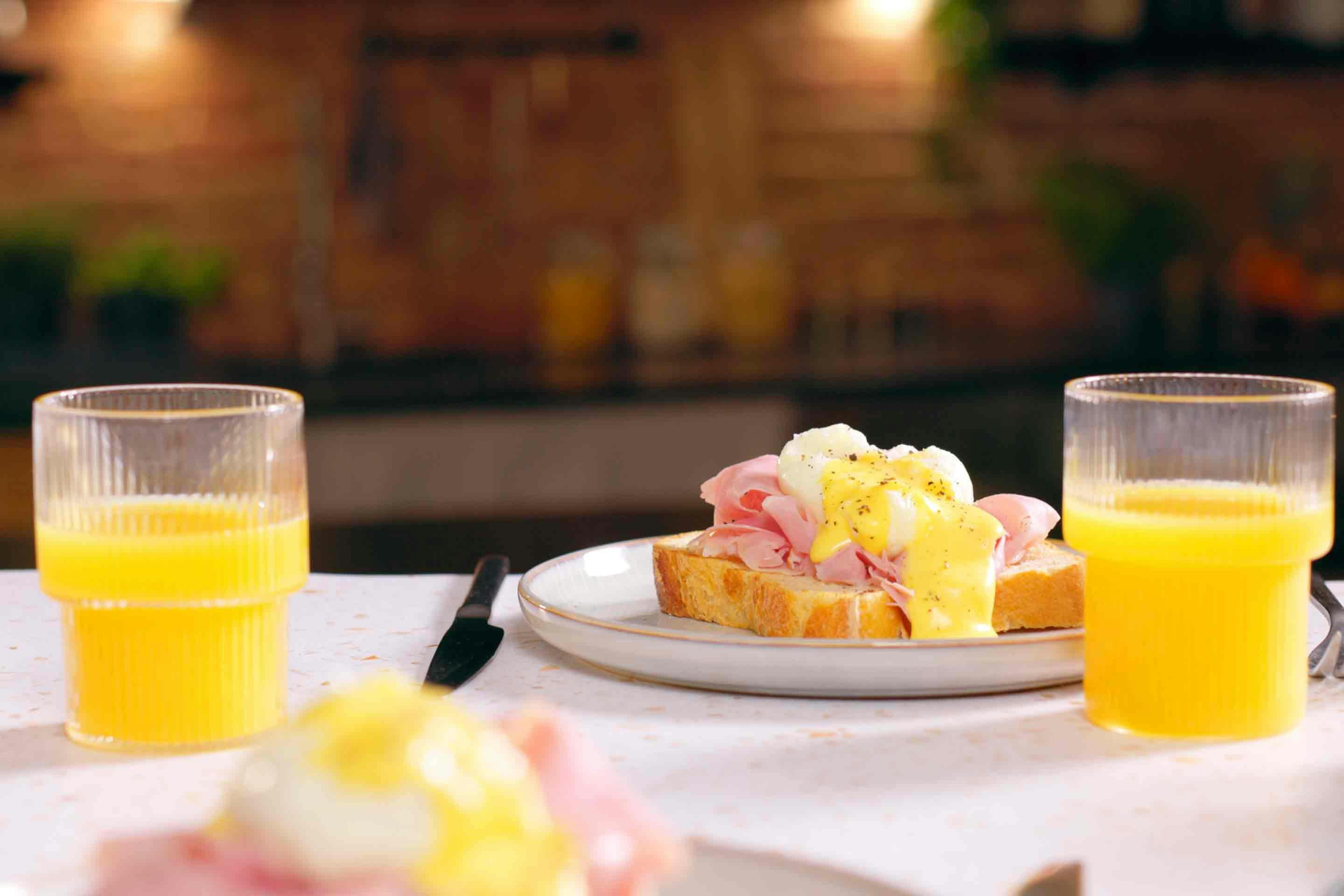 Eggs Benedict